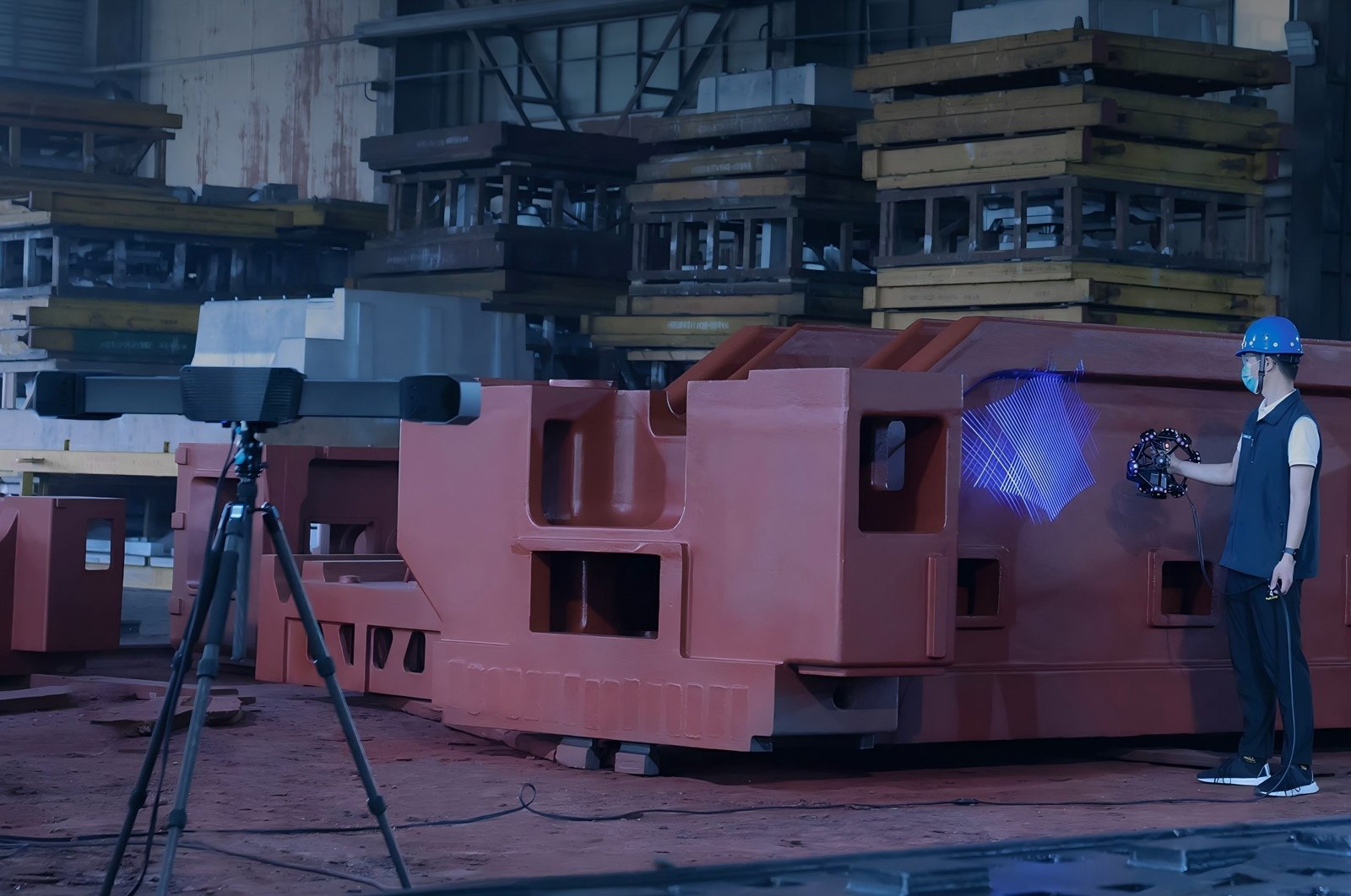 SHINING 3D FreeScan Trak ProW+ ultra-wide measuring range — FreeTrak W tracking the TE25W scanner across a large industrial object