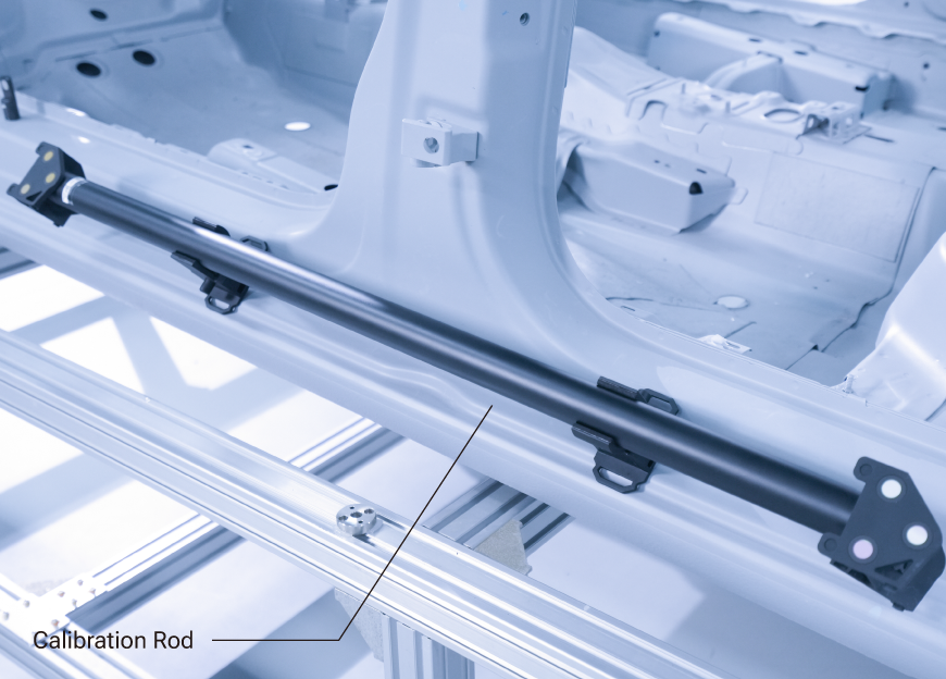 SHINING 3D FreeScan Trak ProW+ Video Photogrammetry (VPG) — calibration rod sets global scale on a large object with no coded targets