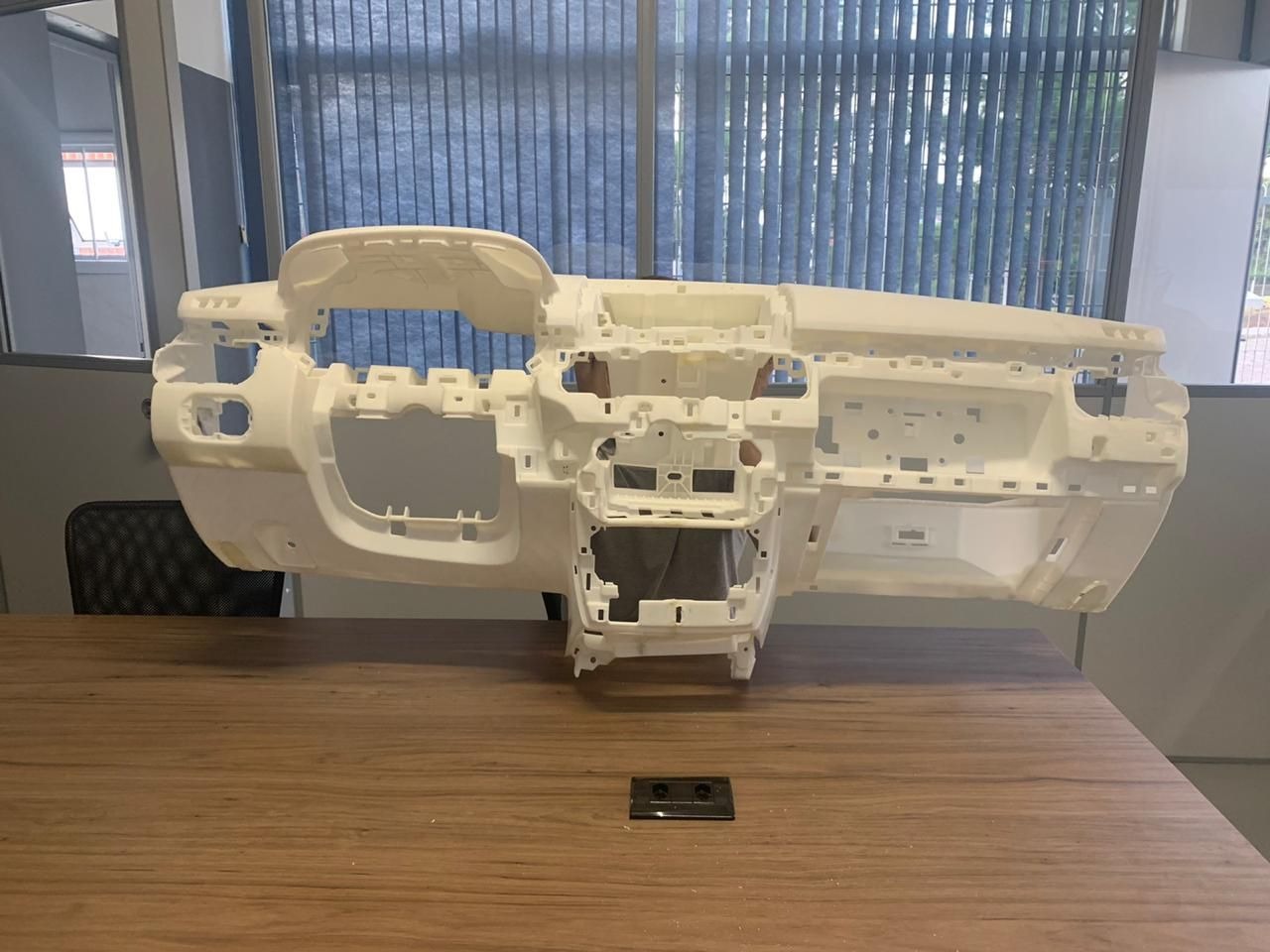 Kings SLA 1700 Pro — marble frame construction and large industrial SLA print